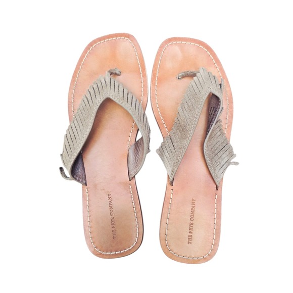 Frye Company‎ Fringe Thong Sandals Leather Slip On Flats Neutral Size 9.5 - Picture 1 of 5
